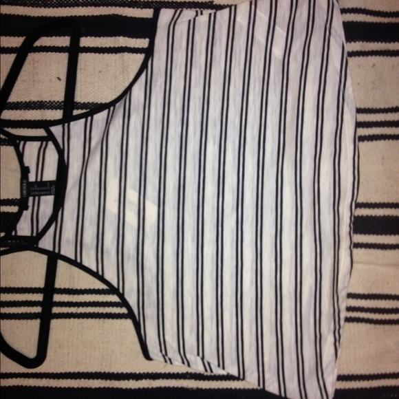 BUNDLE :grey ribbed shirt and striped halter
