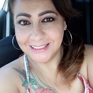 Meet your Posher, Lorena