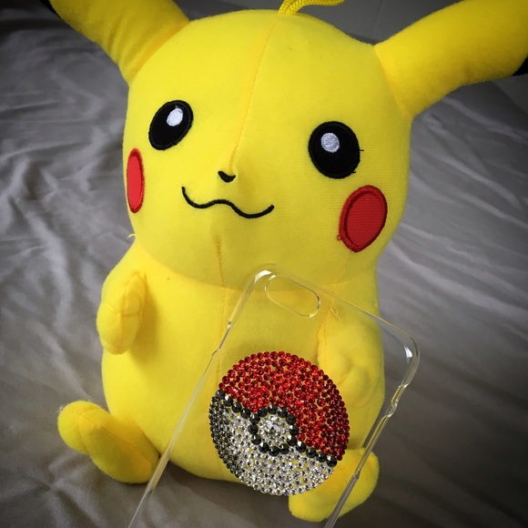 🦄SALE🦄Pokeball iPhone 6 Case - Picture 3 of 3