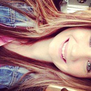 Meet your Posher, Elaina