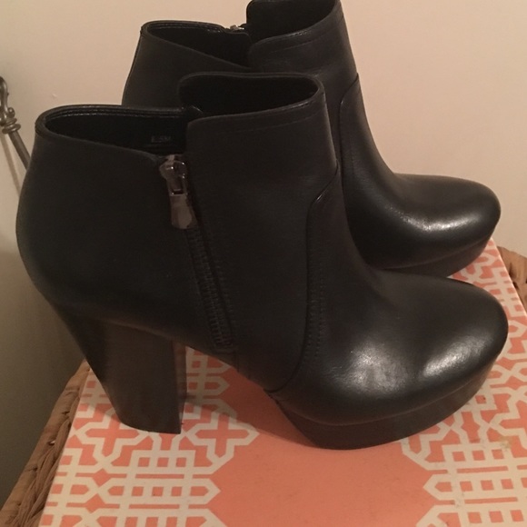 Gianni Bini Booties