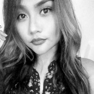 Meet your Posher, Yerania