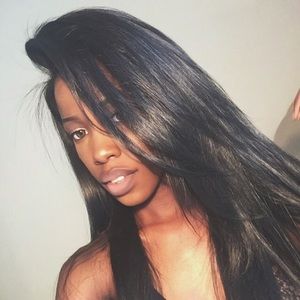 Meet your Posher, Nia