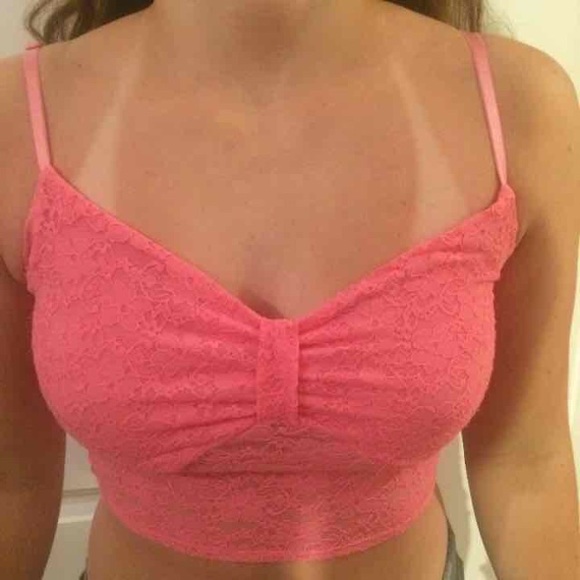Crop top - Picture 2 of 4