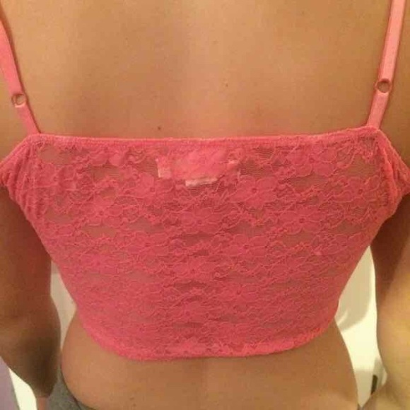 Crop top - Picture 3 of 4