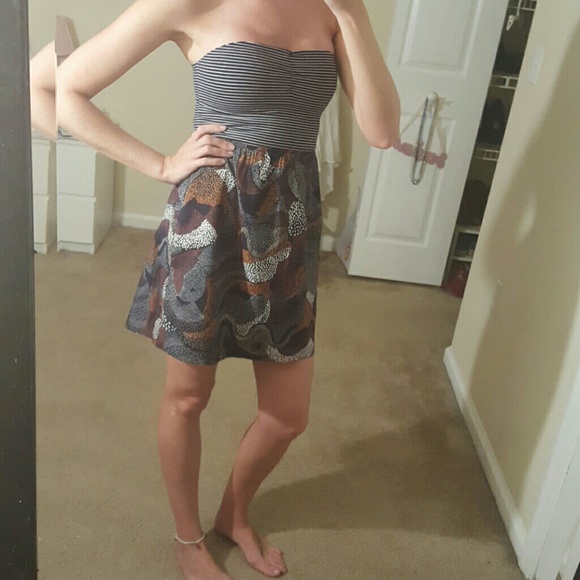 Strapless Roxy Dress - Picture 1 of 4