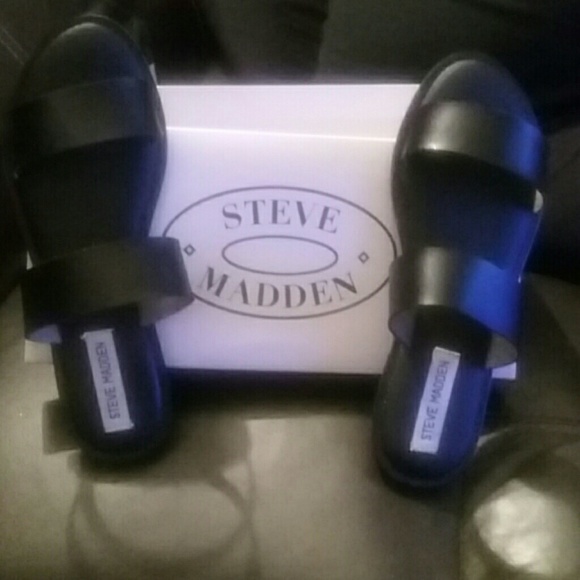 Brand New Steve Madden Sandal's (SOLD)