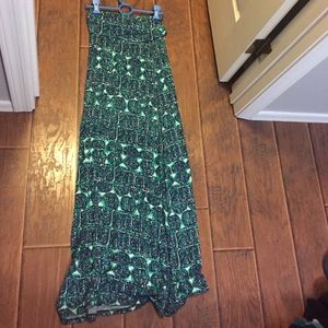 Nollie size small teal maxi skirt
