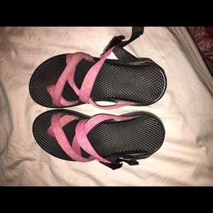 2 pair of Chacos women size 7! 70$ for both!