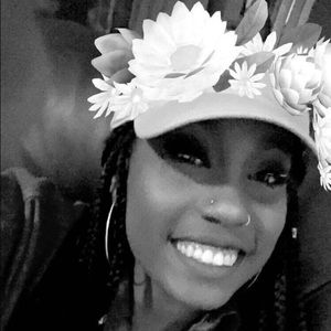 Meet your Posher, Shayla