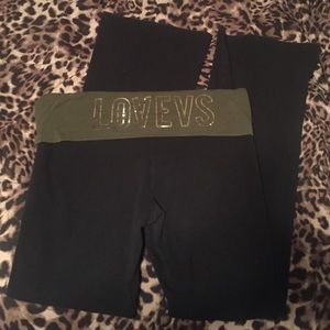 VS Yoga Pants