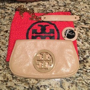 Tory Burch Amanda clutch/crossbody in beige