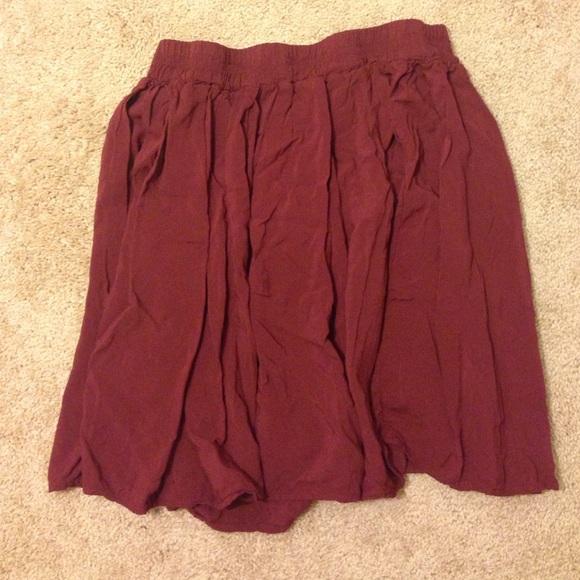 Brandy Melville Skirt- Burgundy