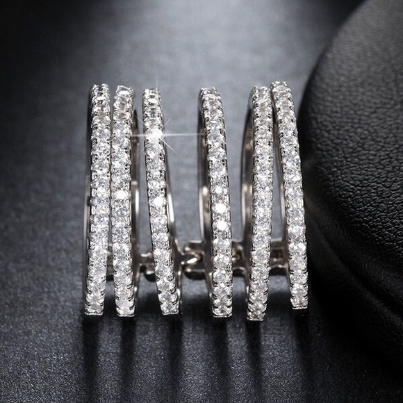 Jewelry - Cubic Zirconia Cocktail Ring