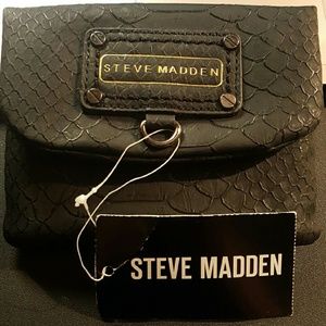 Steve Madden Soft Flap Wristlet