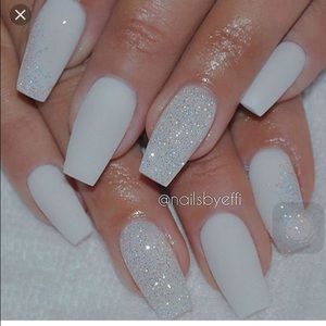 Meet your Posher, Briana