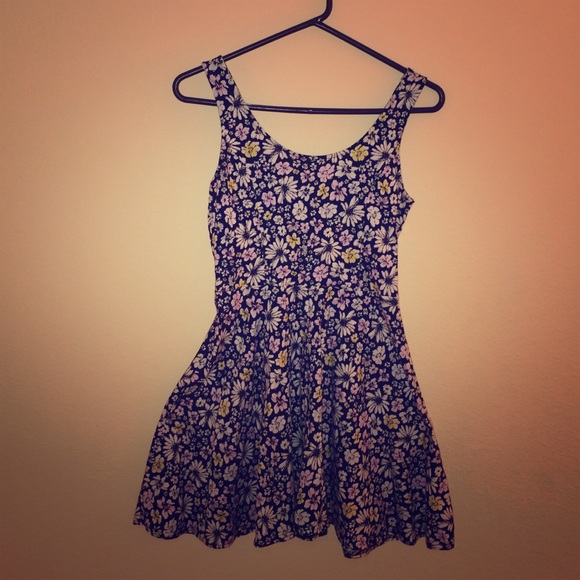 H&M Flower Print tank w/skirted bottom