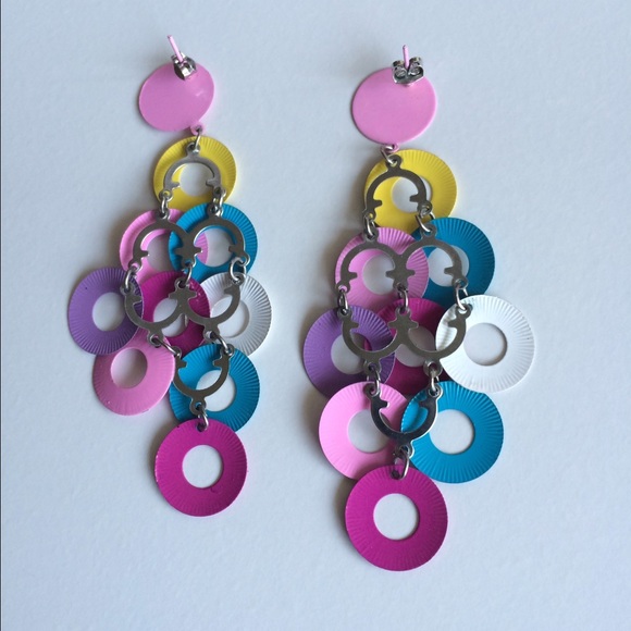 Earring - Picture 2 of 3