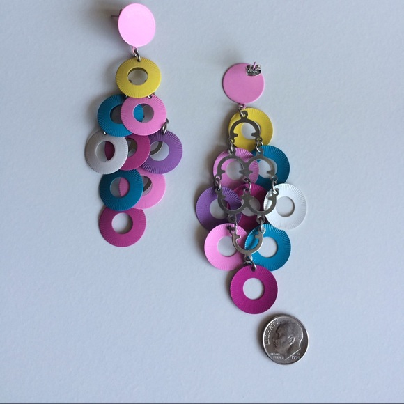 Earring - Picture 3 of 3