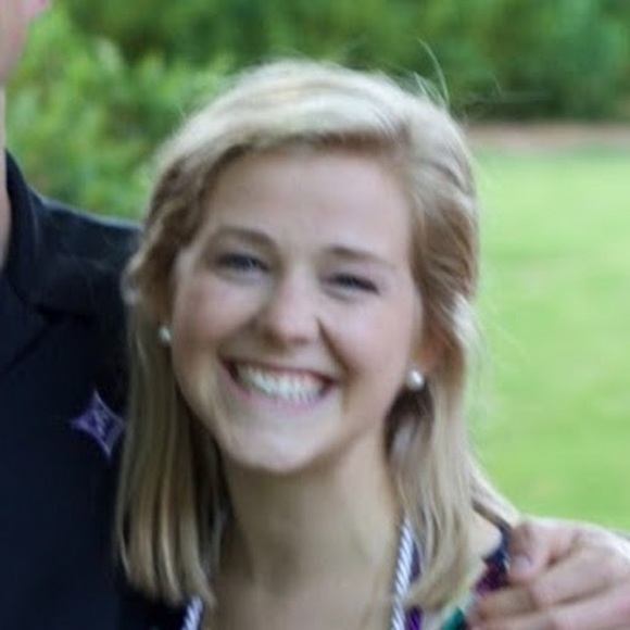 Meet your Posher, Christy - Picture 1 of 1