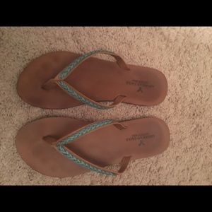 American eagle flip flops