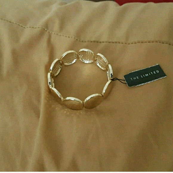 Earrings and bracelet from the limited - Picture 3 of 3