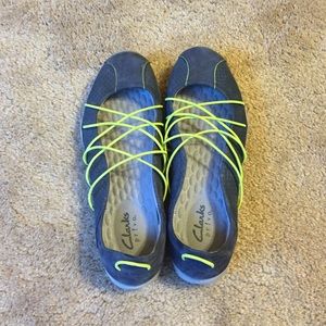 Clarke walking shoes