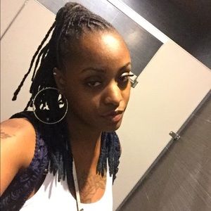 Meet your Posher, Brittney