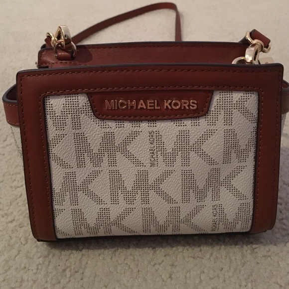 Michael Kors crossbody
