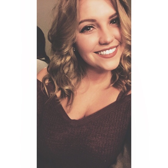 Meet your Posher, Beth - Picture 4 of 4