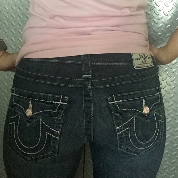 True Religion Med. Wash Pink Stitch/Crystals 26