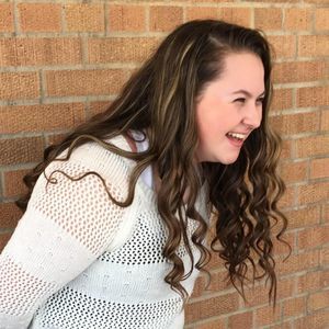 Meet your Posher, Kayla