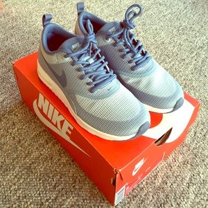 NIKE Air Max Thea Txt - Women's size 5