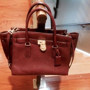 Medium size Michael Kors leather handbag