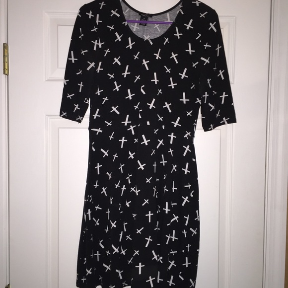 Rue 21 Cross Dress