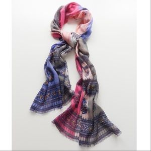 Color Blocked Paisley Scarf
