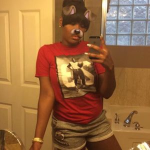 Meet your Posher, Mari