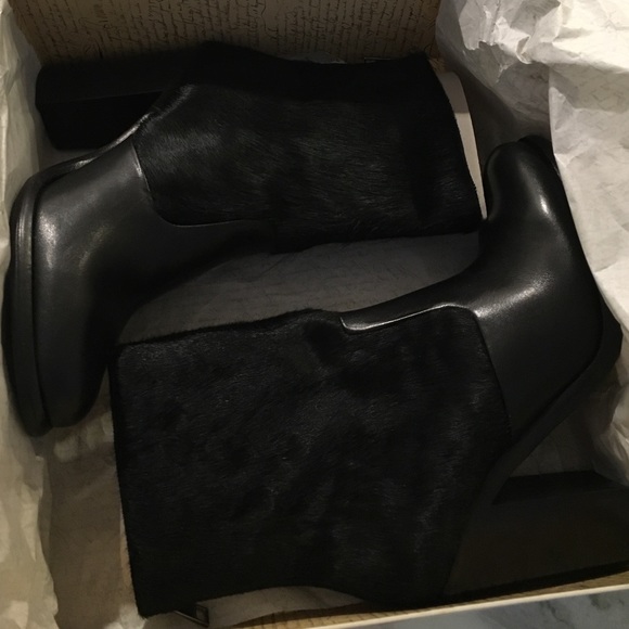 Boots - Picture 2 of 4