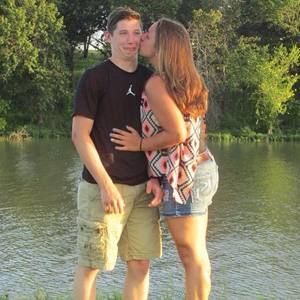 Meet your Posher, Carli