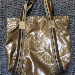 Gucci bag great beach bag!