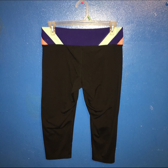 VS Pink Ultimate Leggings - Picture 2 of 2