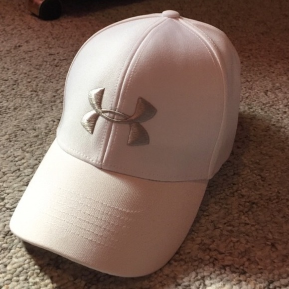 Under armor hat!
