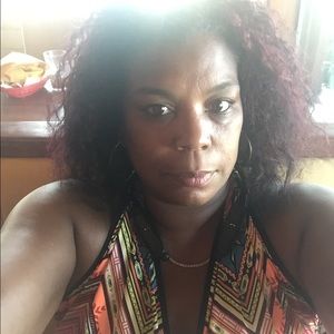 Meet your Posher, Celia