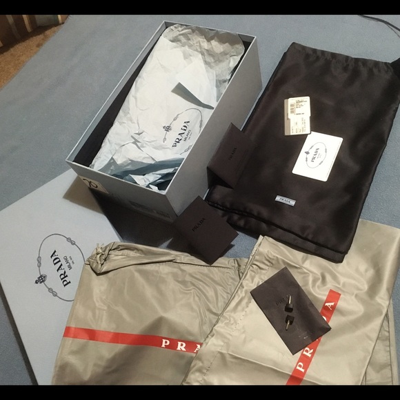 Prada dustbags and box - Picture 2 of 4