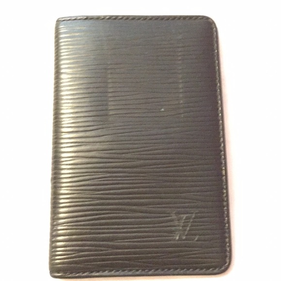 Authentic Louis Vuitton Epi wallet - Picture 1 of 4