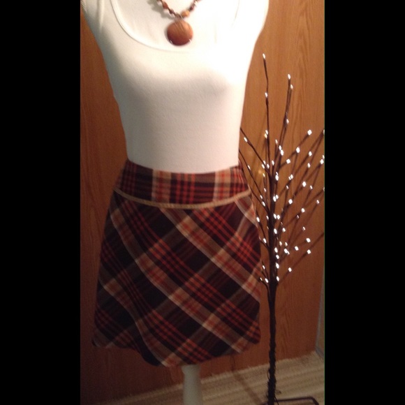 Tailor Stretch B Moss Dresses & Skirts - Tailor Stretch brown plaid skirt