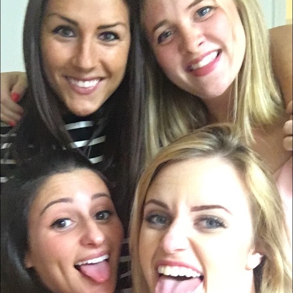 Meet your Posher, Kalli - Picture 4 of 4