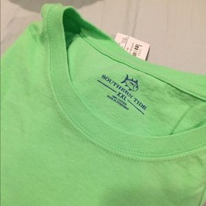 Southern Tide tee shirt