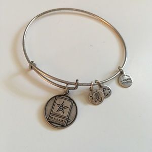 US Army Alex and Ani