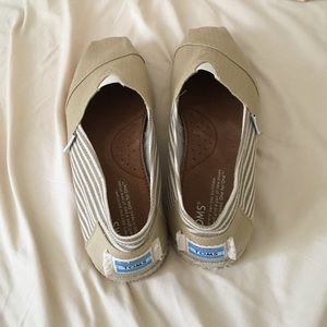 Tan TOMS. NEVER WORN